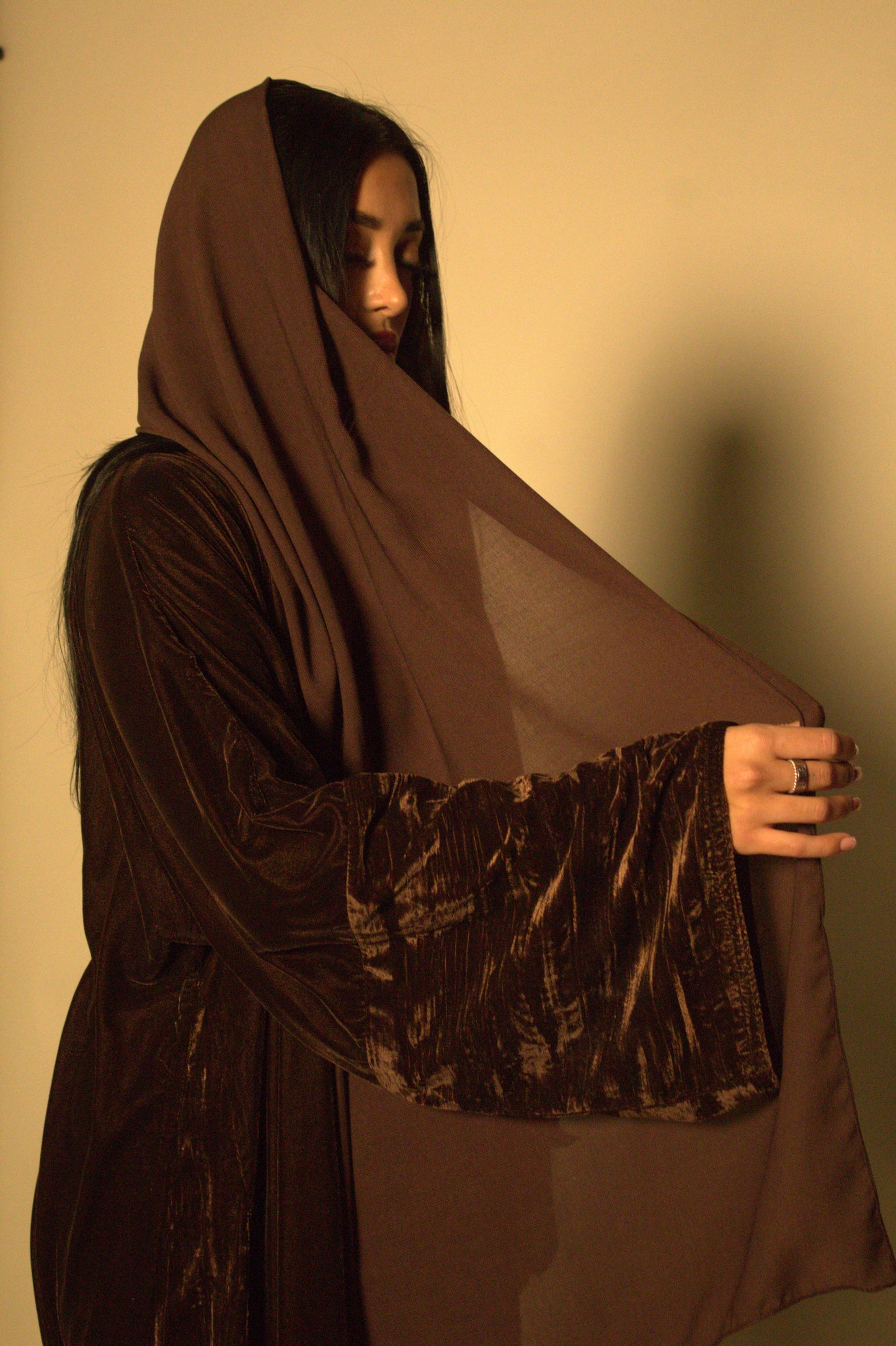 Velvet Abaya - Chocolate Brown